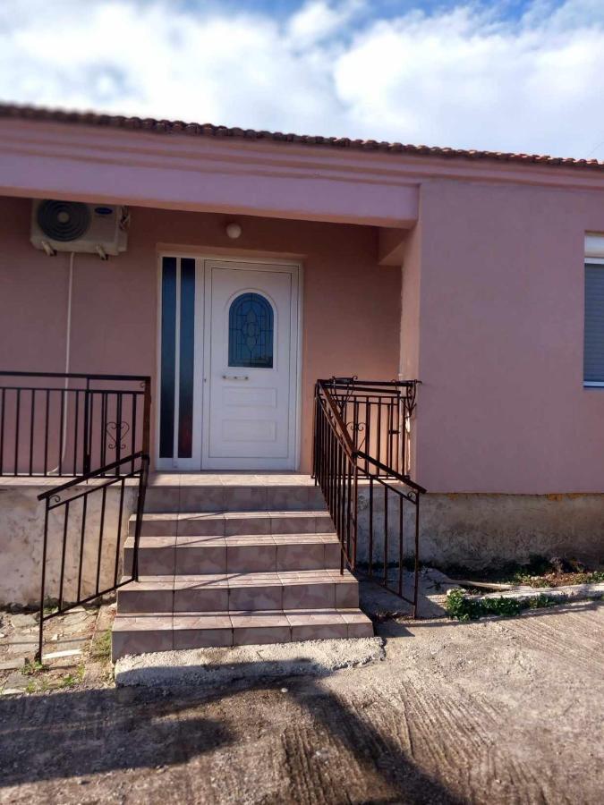 Μονοκατοικια 3 Δωματιων Villa Kateríni Ngoại thất bức ảnh